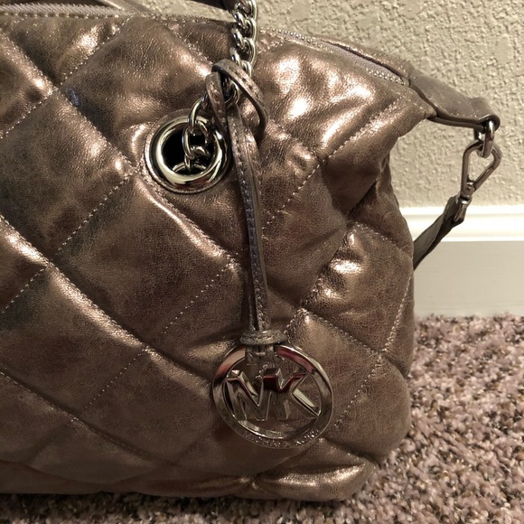 🆕 Michael Kors Metallic Bag - Picture 2 of 6